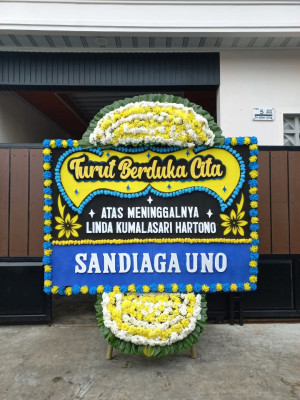 Papan Bunga Duka di Bato